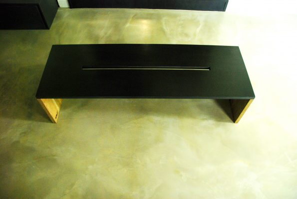Concrete coffee table DARK SQUARE
